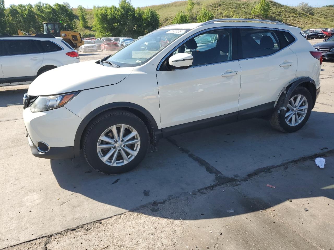 NISSAN ROGUE 2017 JN1BJ1CR4HW133863