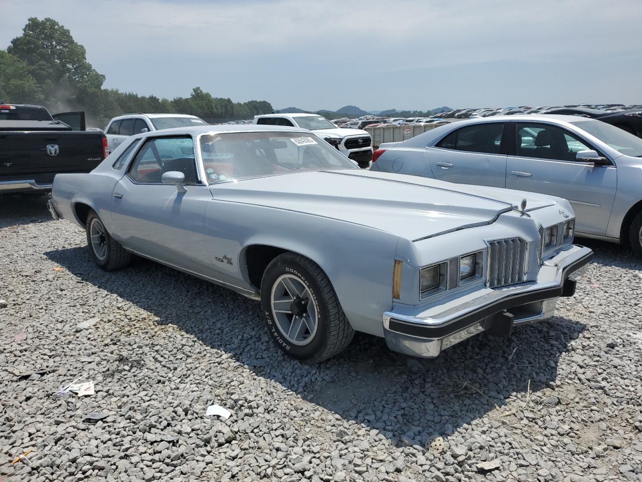 PONTIAC GRANDPRIX 1977 VIN 2K57Y7A229097 zdjęcie 4
