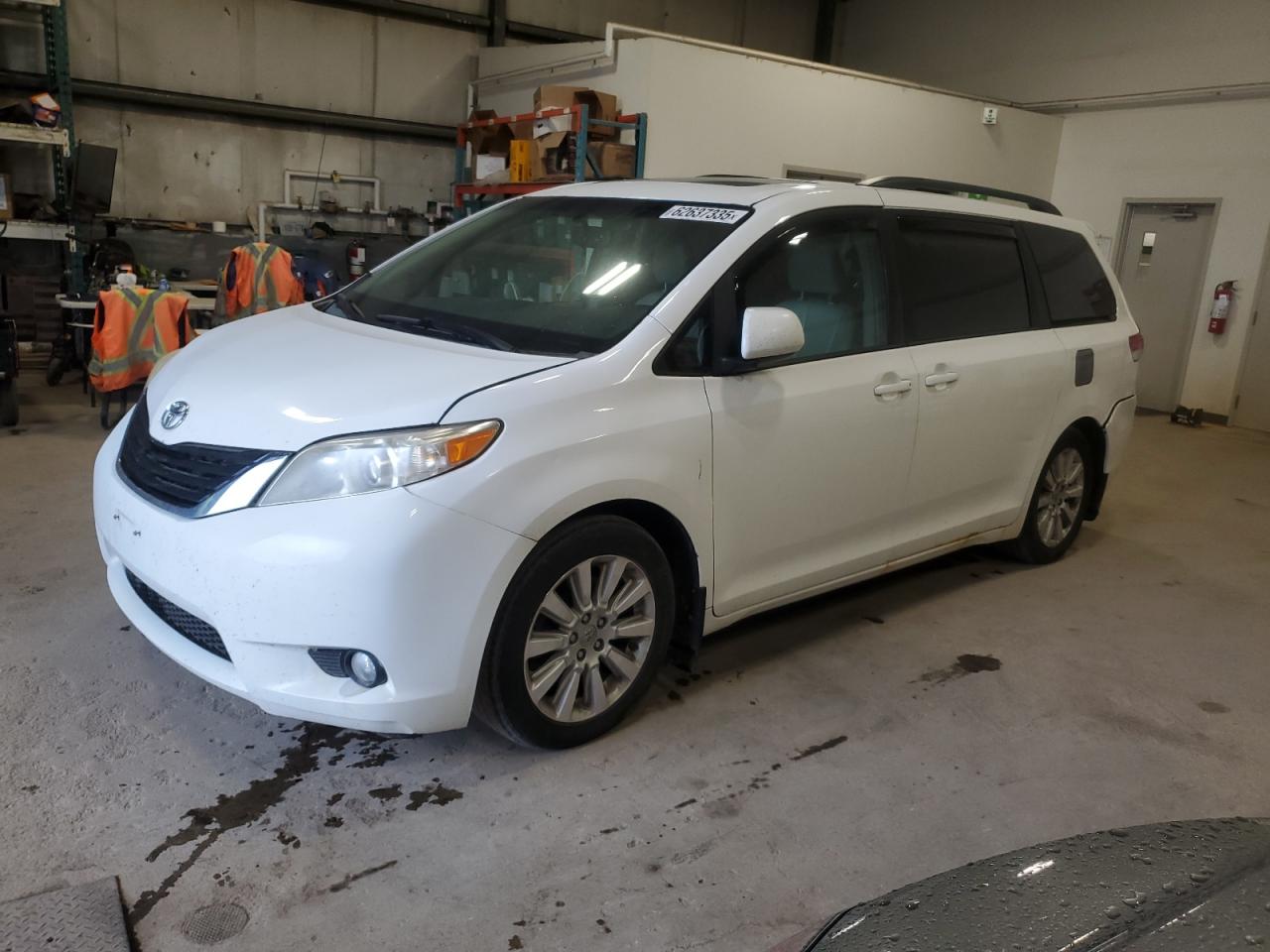 TOYOTA All Models 2013 5TDYK3DC6DS315844