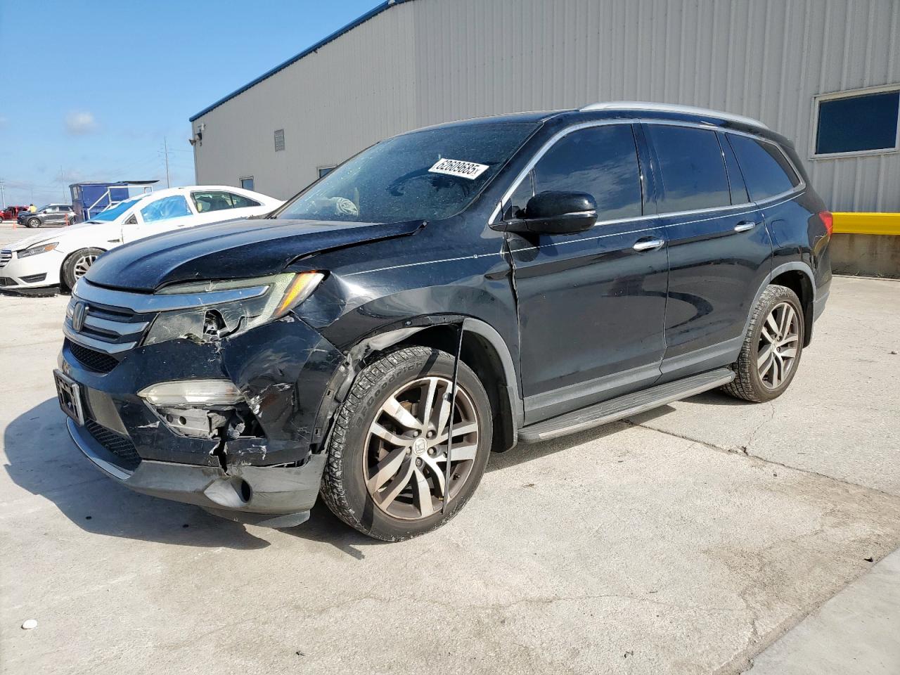 HONDA PILOT 2016 5FNYF6H94GB055991