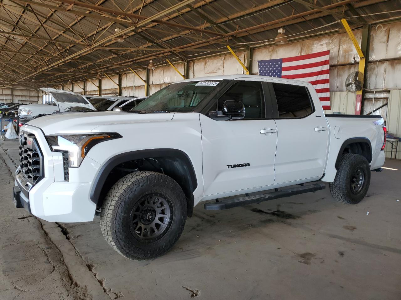 TOYOTA TUNDRA 2024 5TFWC5DB4RX042184