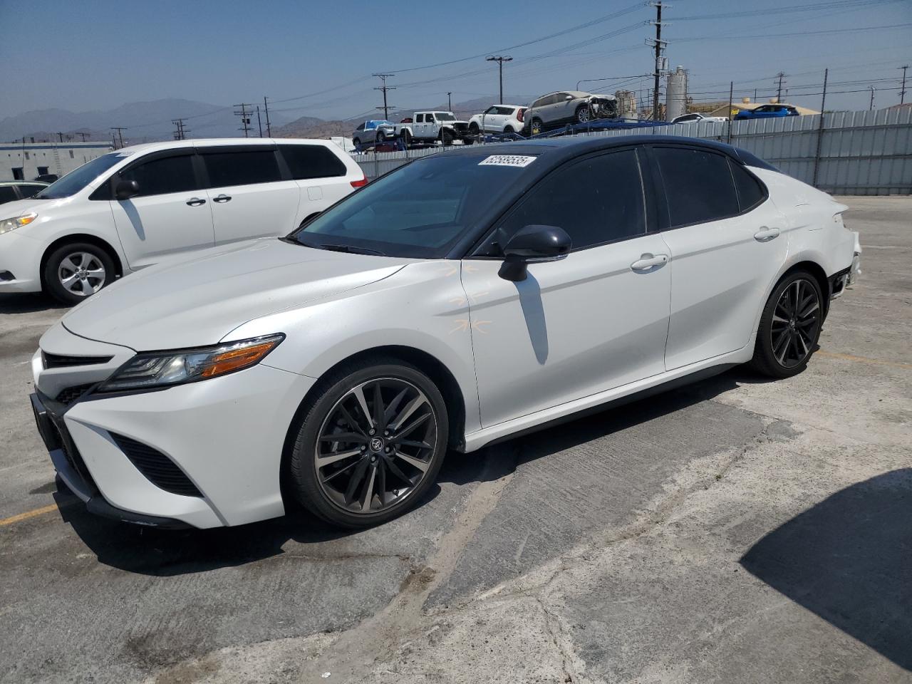 TOYOTA CAMRY 2019 4T1B61HK9KU225480