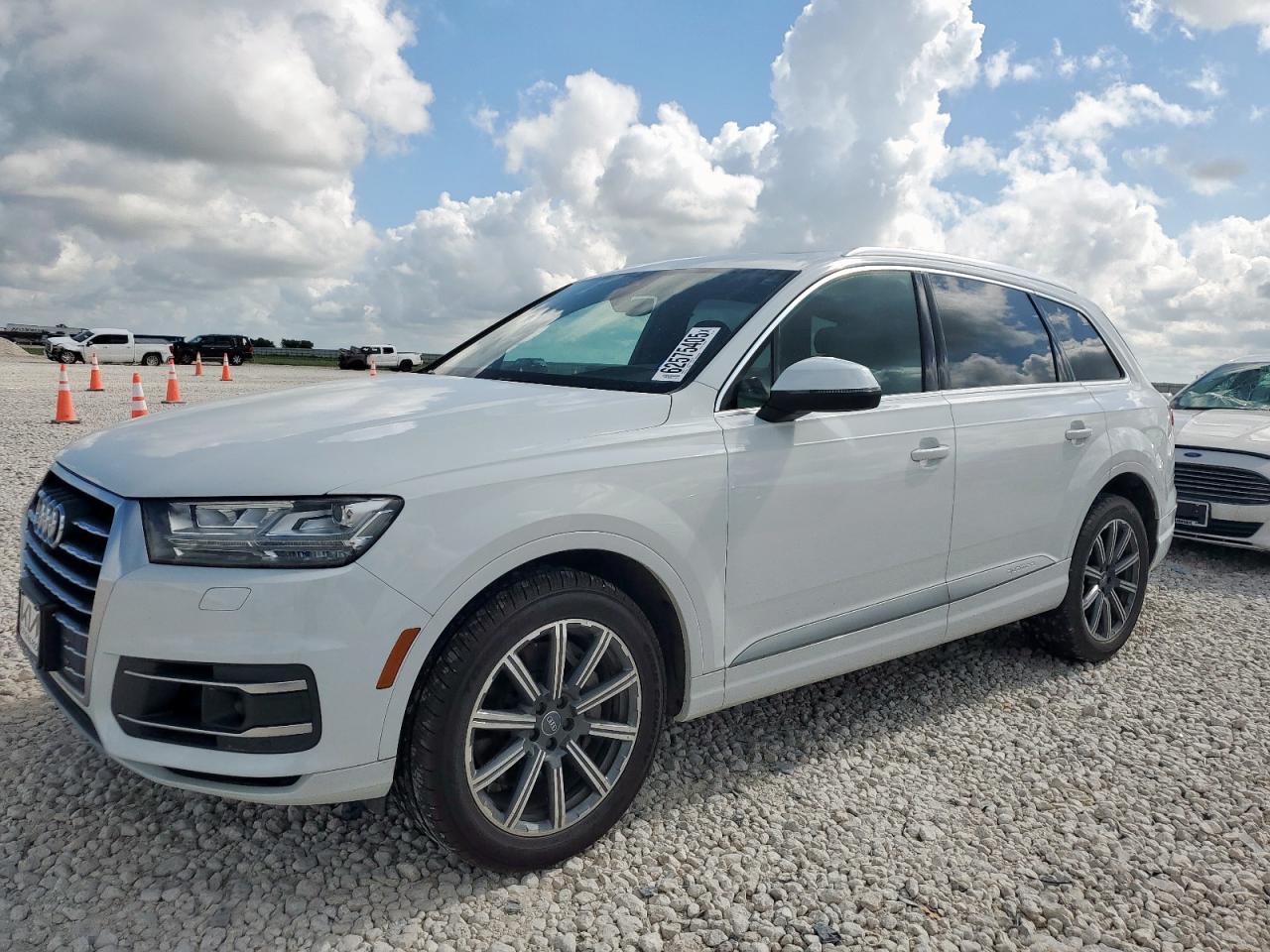 AUDI Q7 2018 WA1VAAF74JD029082