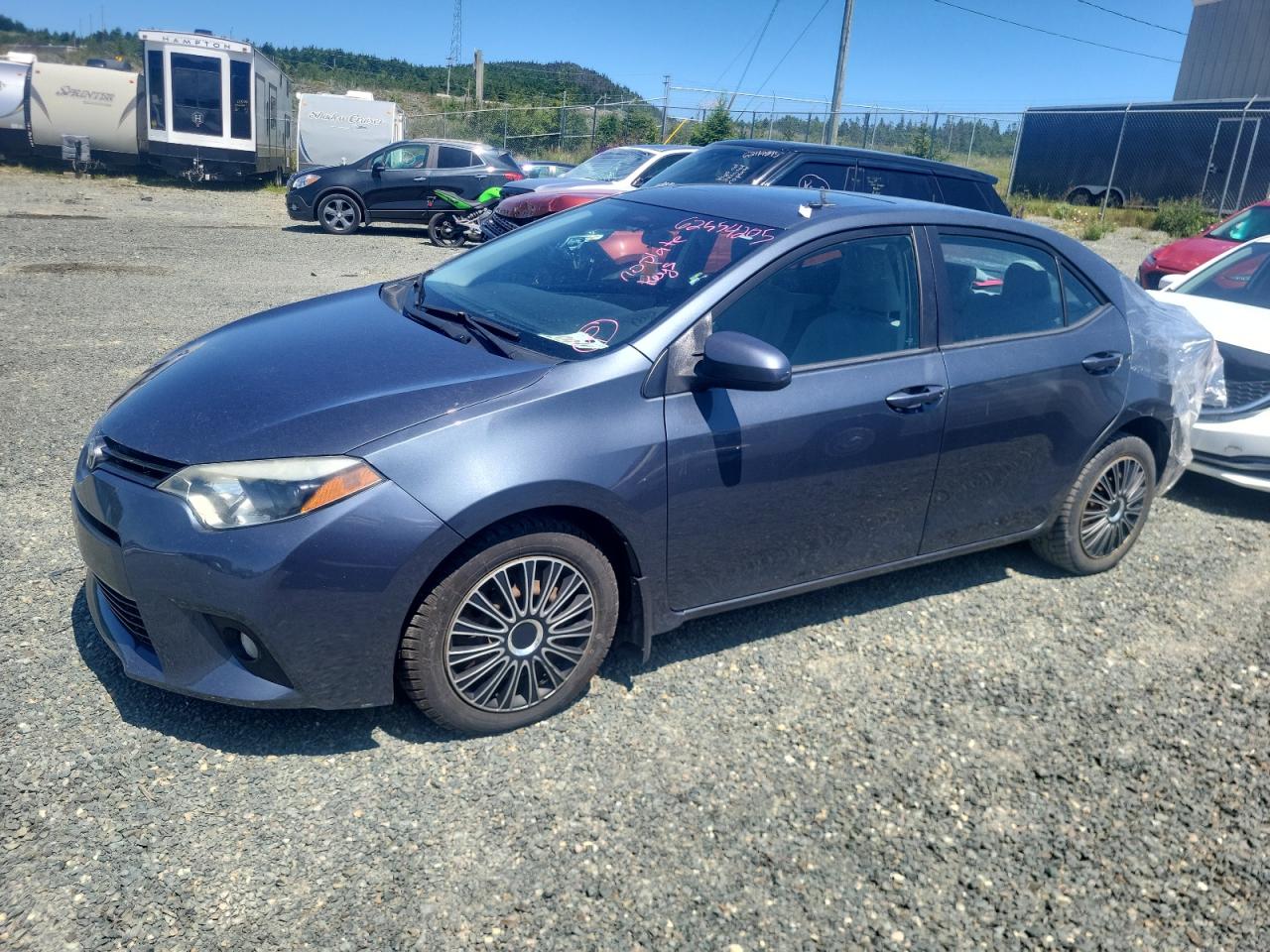TOYOTA COROLLA 2015 2T1BURHE4FC242080