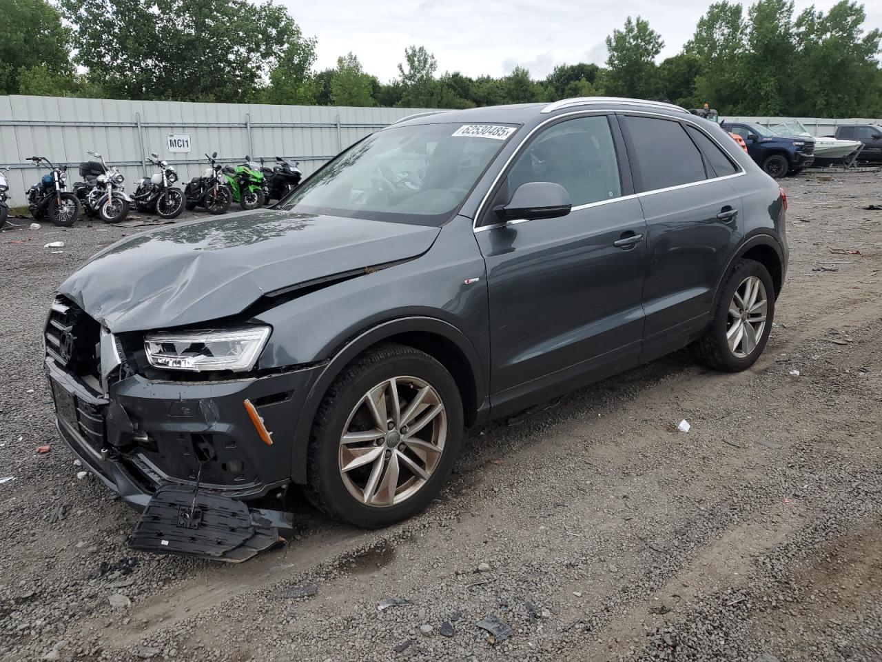 AUDI Q3 2018 WA1JCCFS2JR020747