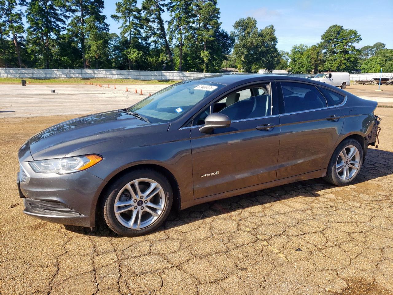 FORD FUSION 2018 3FA6P0LU7JR136461