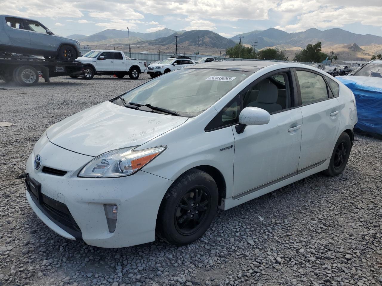 TOYOTA PRIUS 2015 JTDKN3DU4F0464930