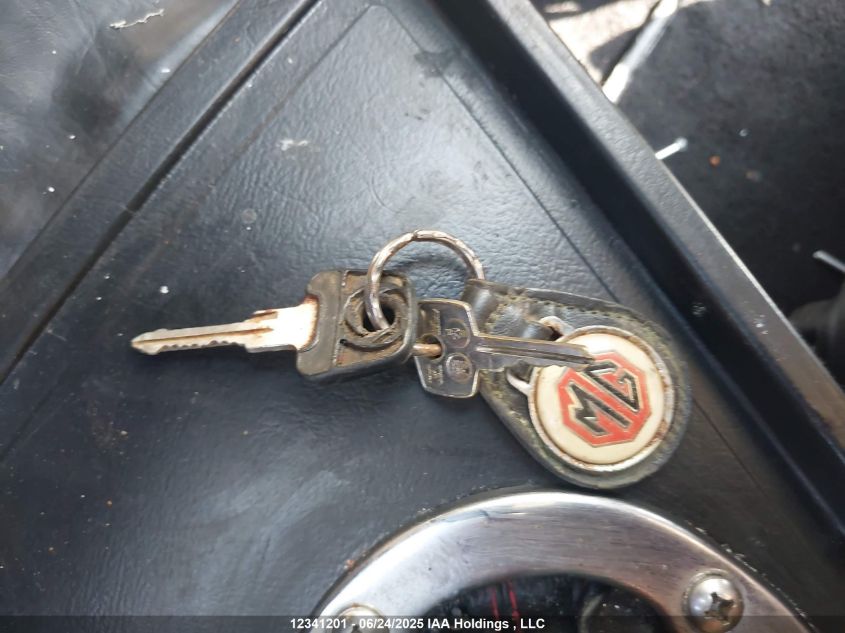 MG MGB 1975 VIN GHN5UF369544G zdjęcie 11