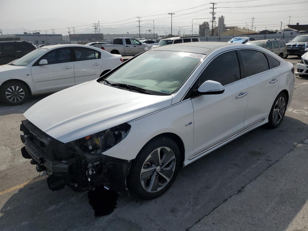 HYUNDAI SONATA 2018 KMHE34L33JA085756