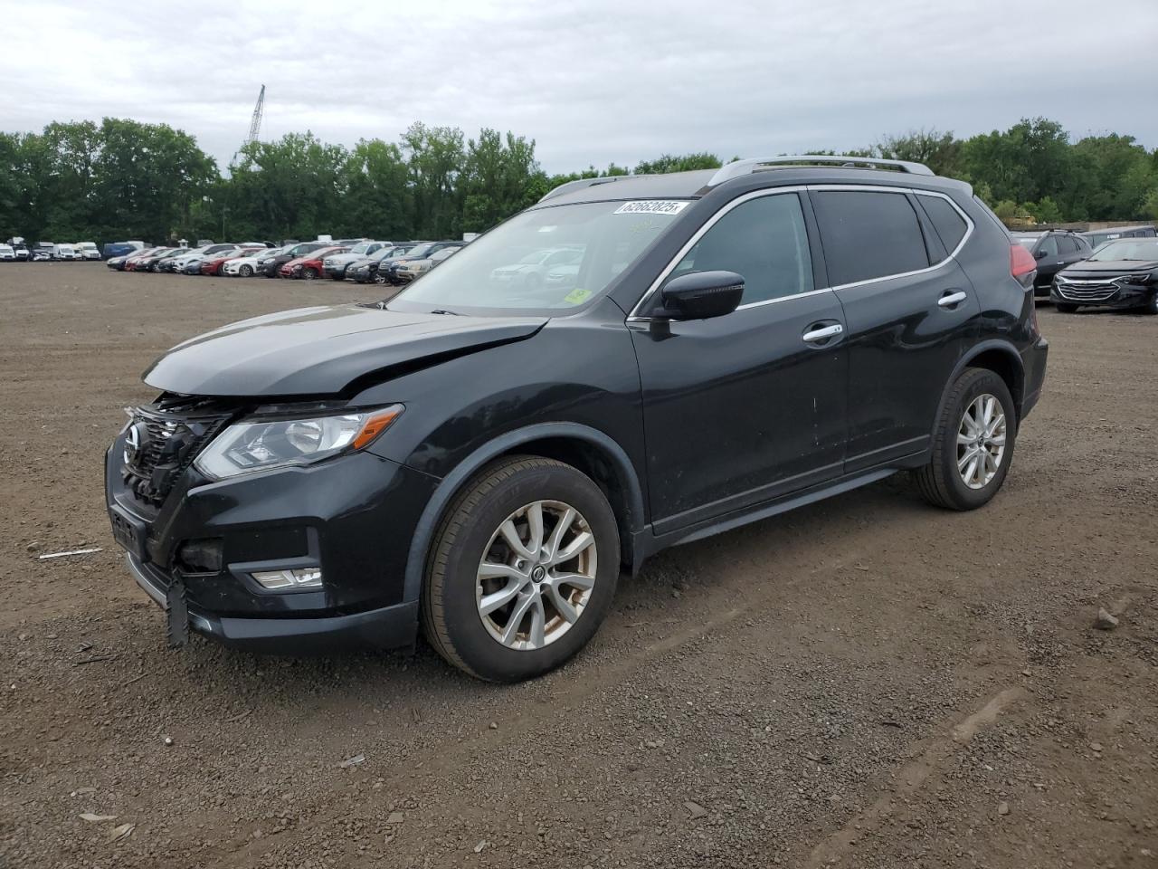 NISSAN ROGUE 2017 JN8AT2MV5HW252420