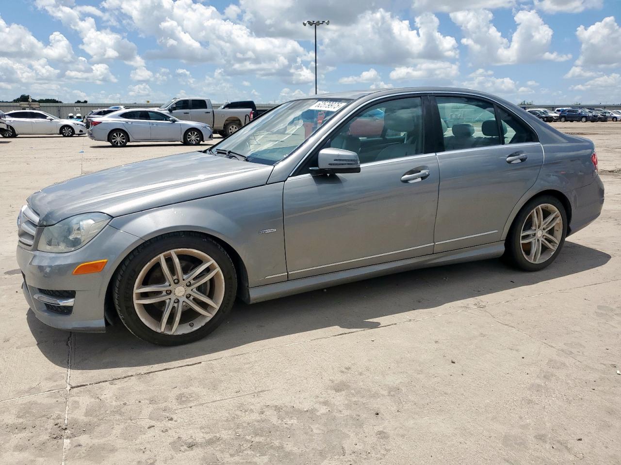 MERCEDES-BENZ C-CLASS 2012 WDDGF4HB1CR196188