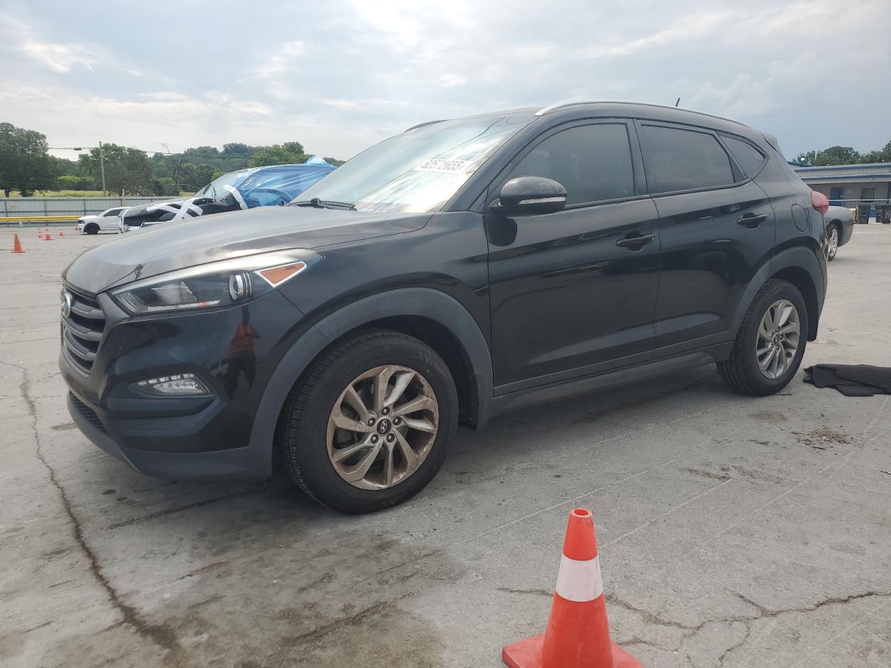HYUNDAI TUCSON 2016 KM8J33A26GU050803
