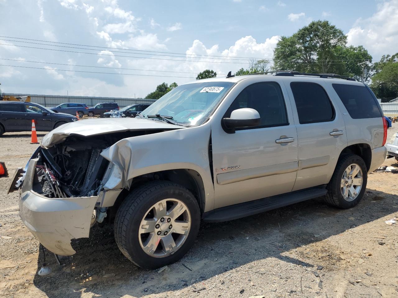 GMC YUKON 2009 1GKFK33059R175651