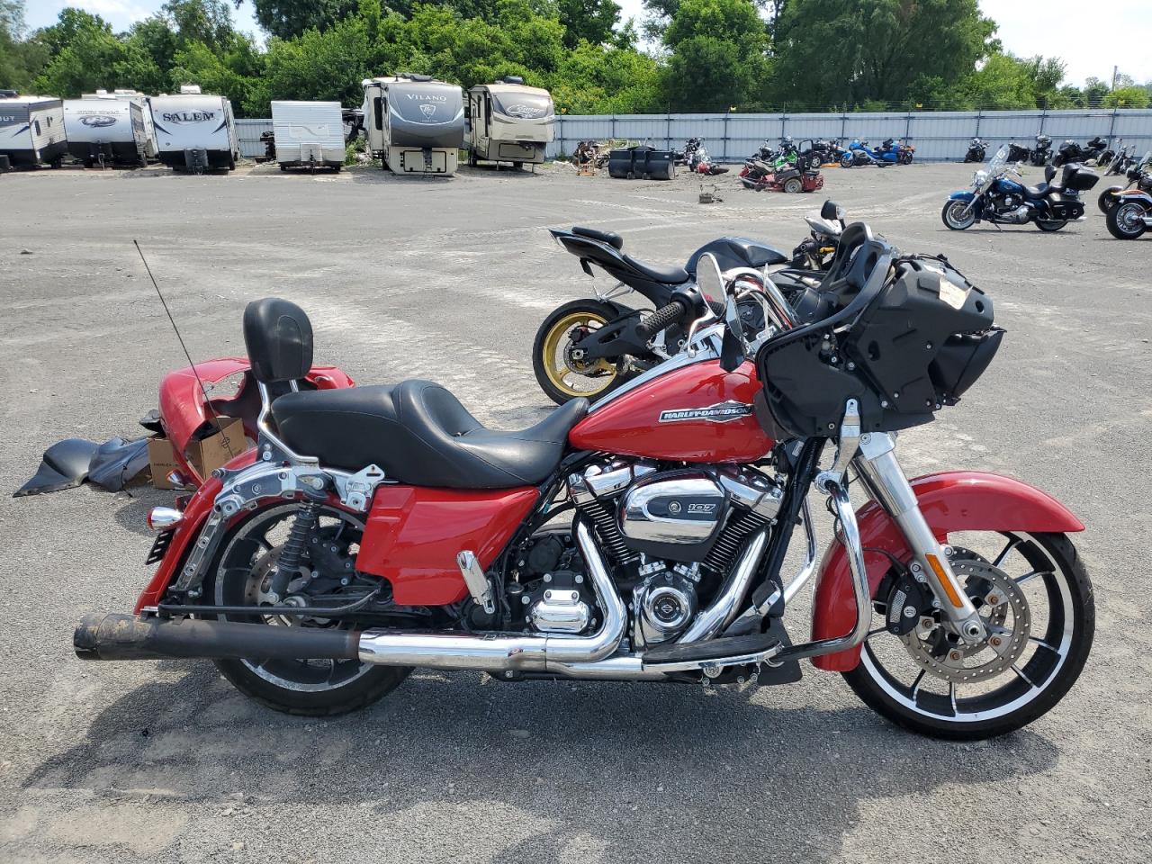 HARLEY-DAVIDSON FL 2023 1HD1KHC18PB606211