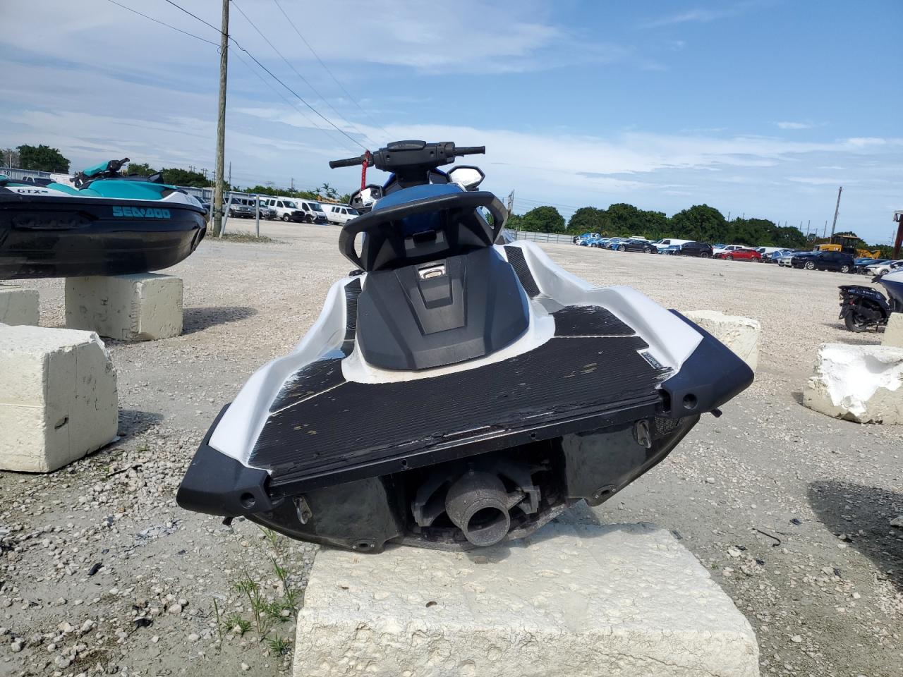 OTHER JETSKI YAMAHA VX 2023 VIN YAMA2340E323 фото 6