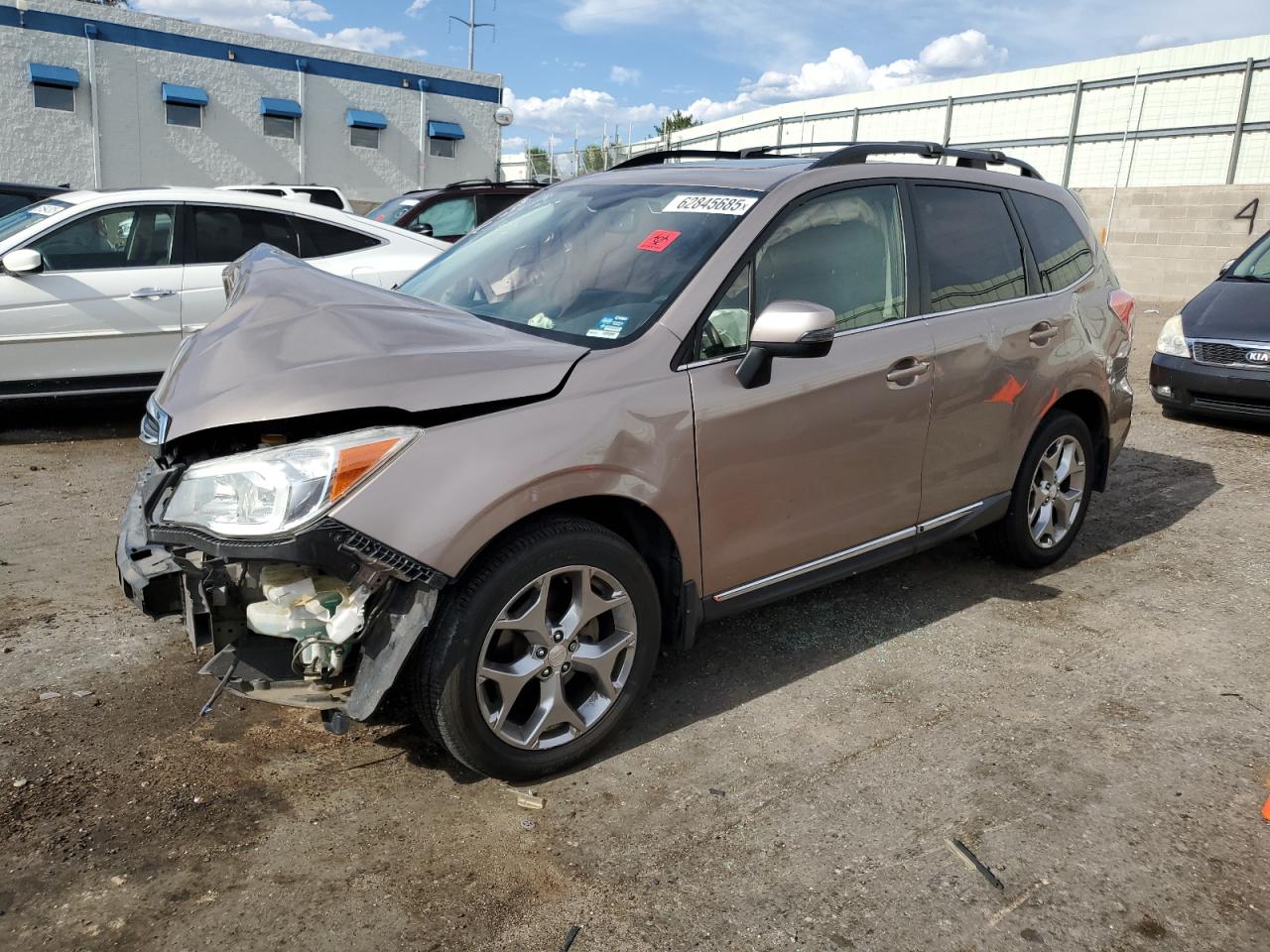 SUBARU FORESTER 2015 JF2SJAWC0FH540764