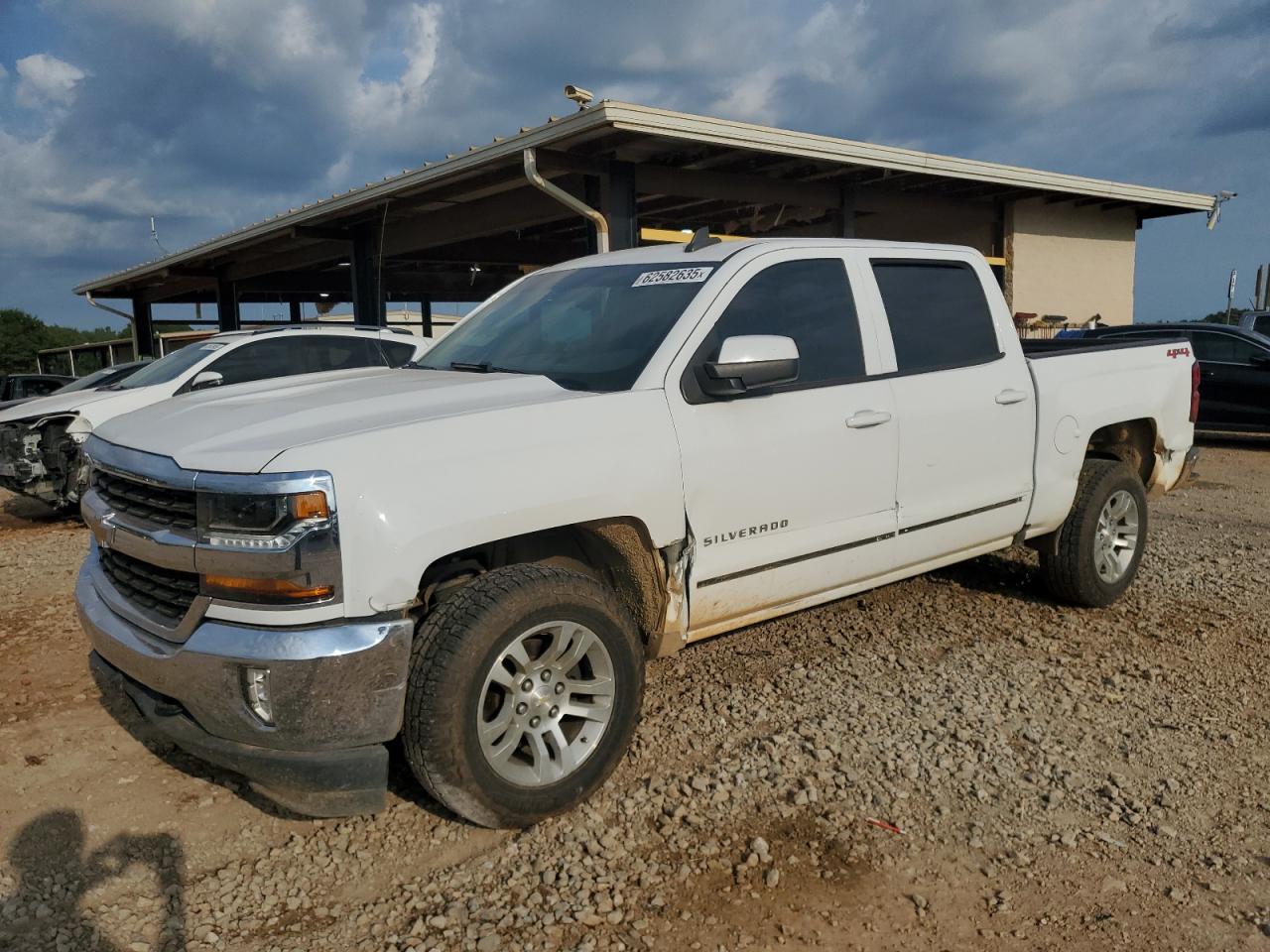CHEVROLET ALL Models 2018 3GCUKREC4JG417301