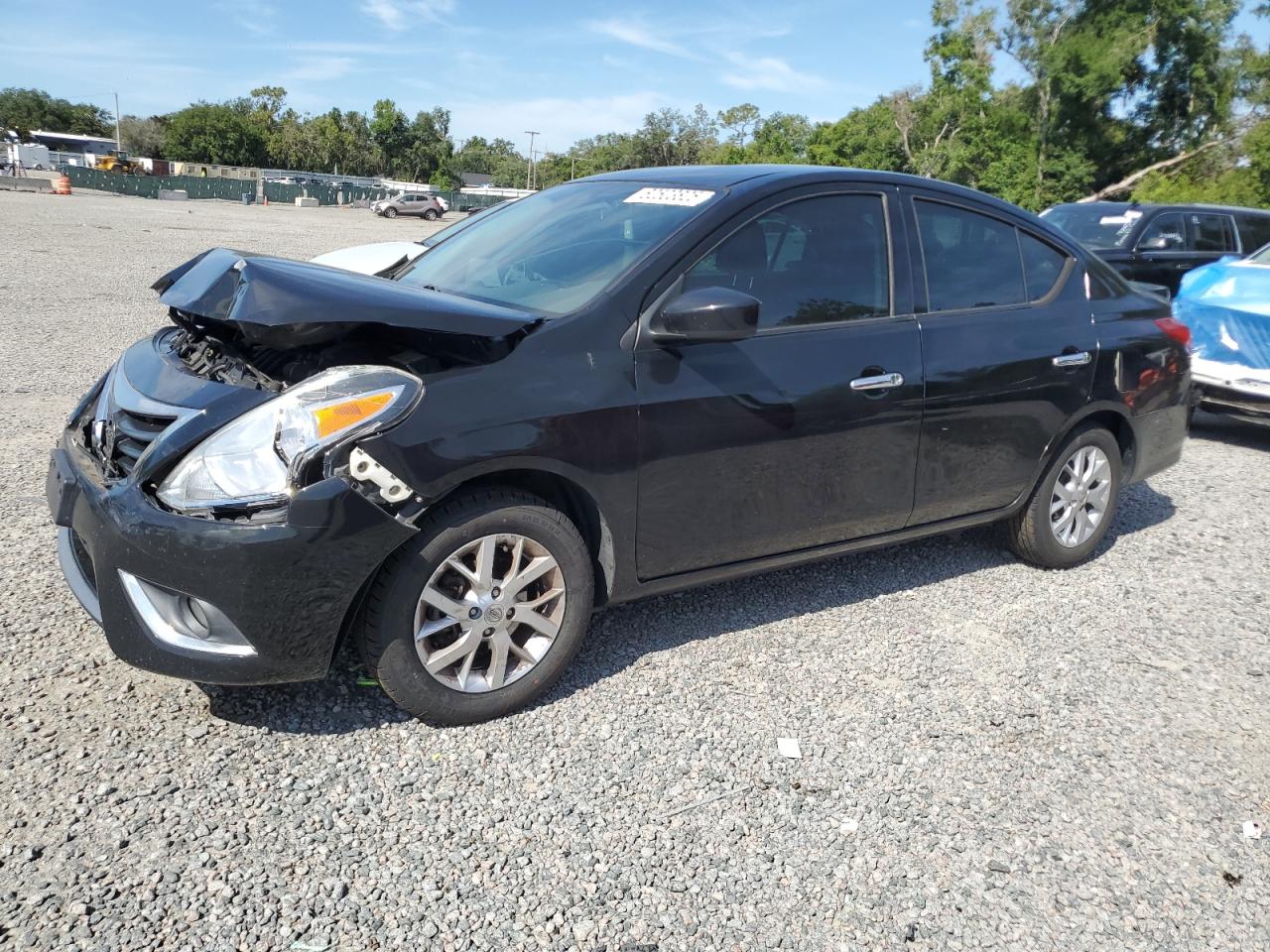 NISSAN VERSA 2018 3N1CN7AP8JL838609