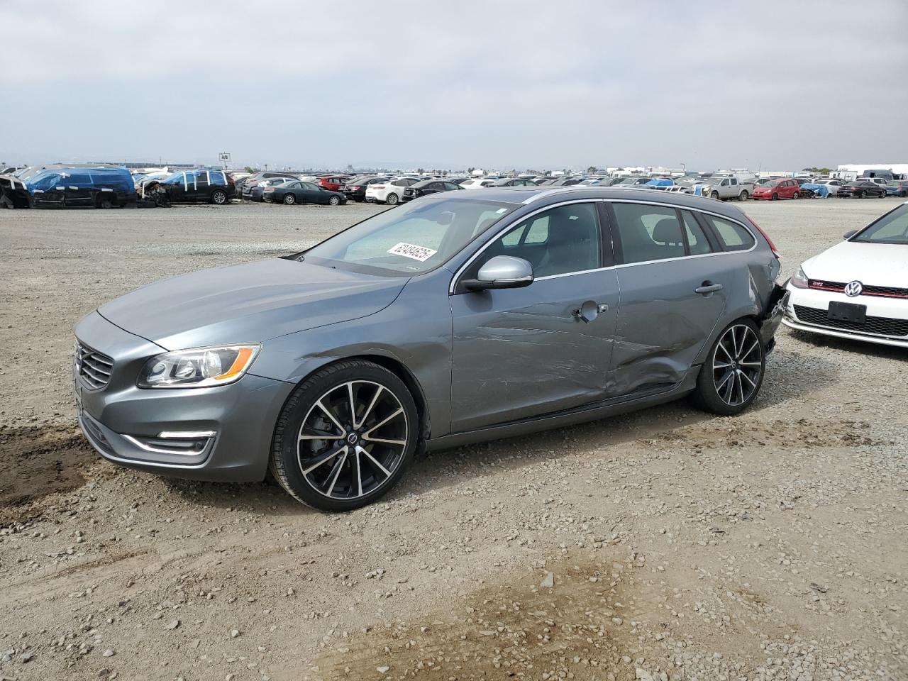 VOLVO V60 2017 YV140MEK6H1369464