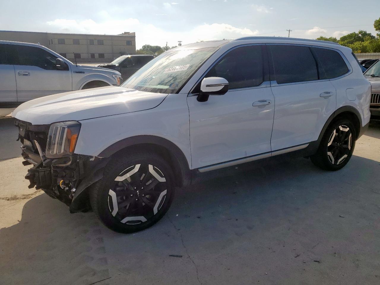 KIA TELLURIDE 2023 5XYP3DGC6PG330937